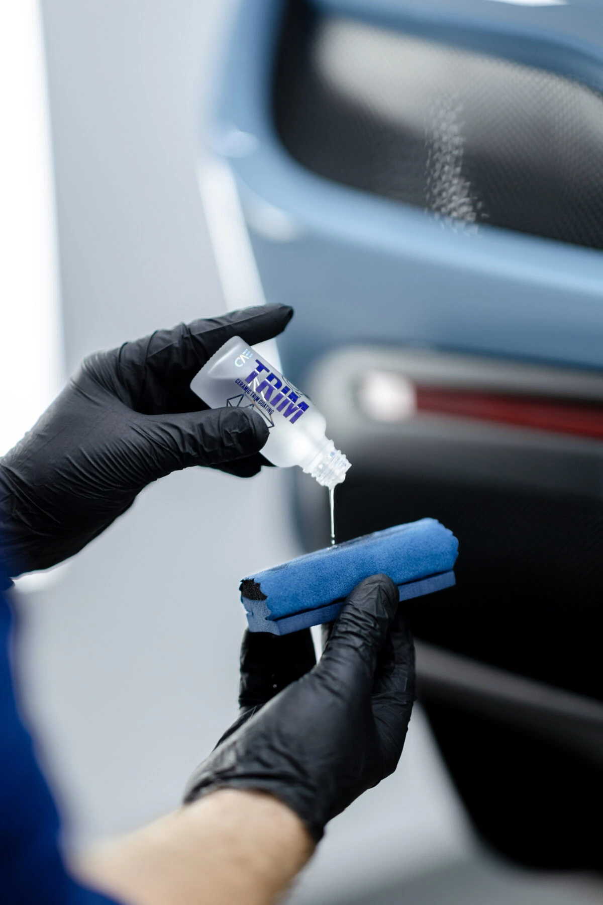 كيو تو إم تريم إيفو – 30 مل طلاء سيراميكي لتجديد وحماية البلاستيك | جيون - Image 3