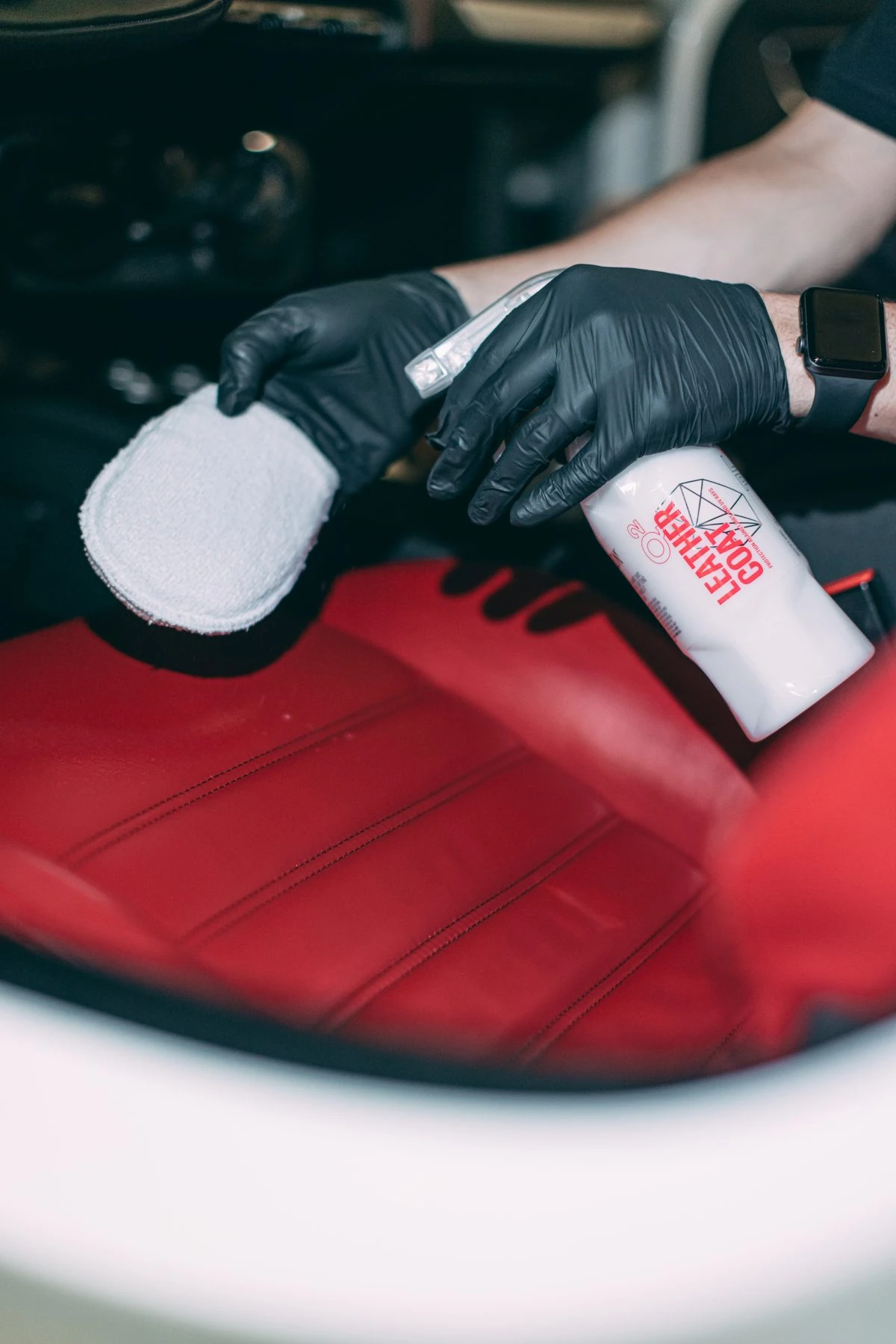 كيو تو إم ليذر كوت ريديفايند – 400 مل بخاخ حماية جلد السيارة | جيون - Image 3