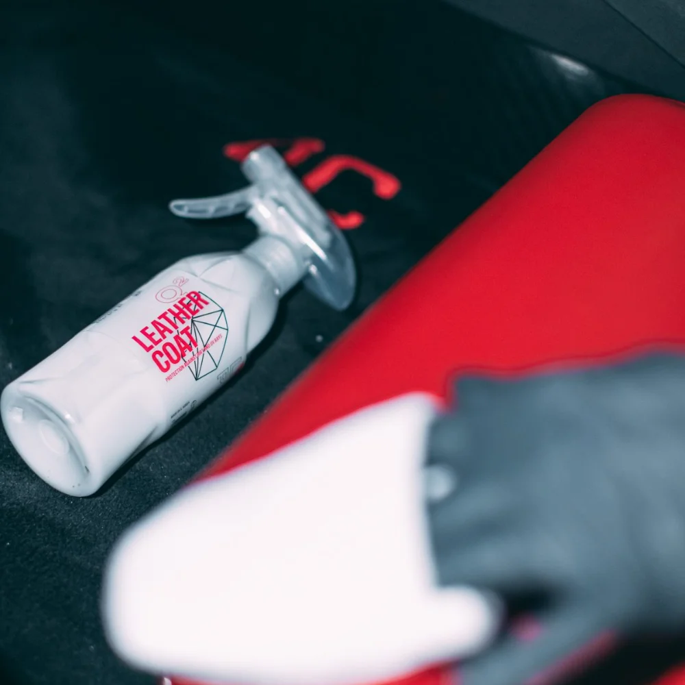Q² LeatherCoat Redefined 400ml – Leather Protection Spray | GYEON - Image 2