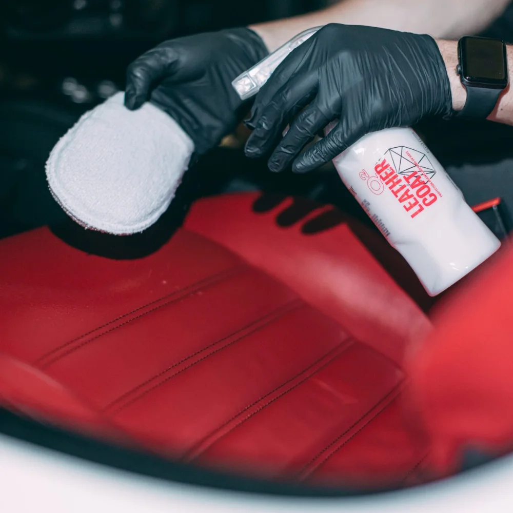 Q² LeatherCoat Redefined 400ml – Leather Protection Spray | GYEON - Image 5